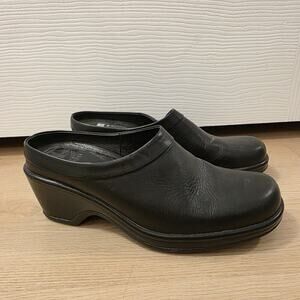 Dansko Black Leather Slip On Supportive Neutral Cabrio Mule Clogs Size 9.5